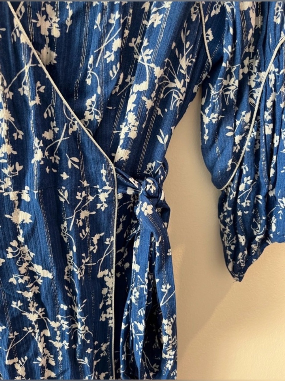 NWOT Ba&sh Folia Wrap Midi Dress - Floral Blue and White - Size 8 sku#27 - Picture 3 of 9